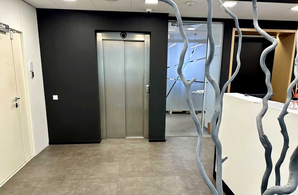 Без комісії! Оренда автономного офісу на Печерську