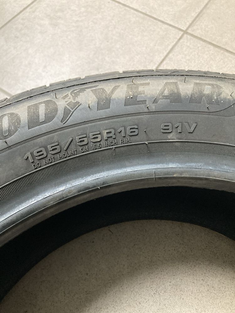 Goodyear efficientgrip performance 195/55 r16