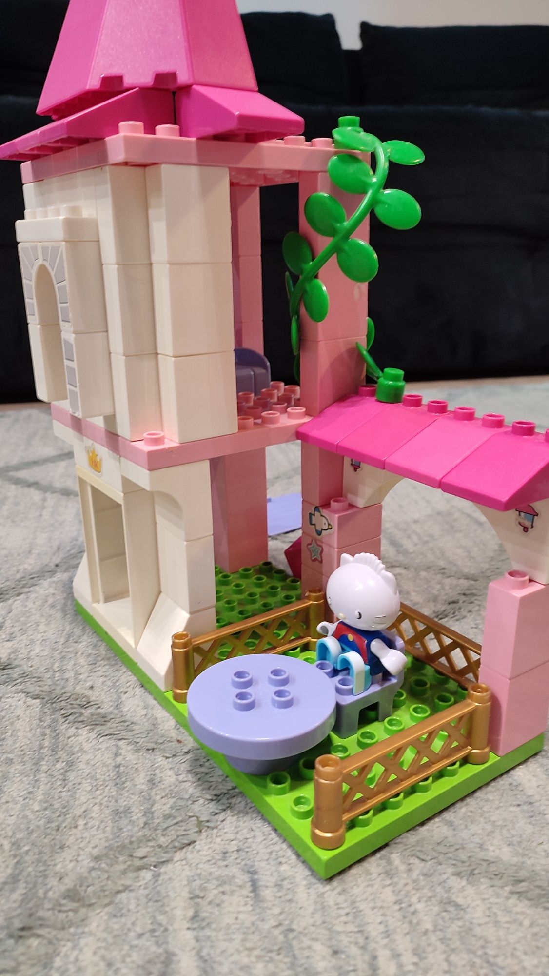 LEGO Duplo - zamek księżniczki Hello Kitty