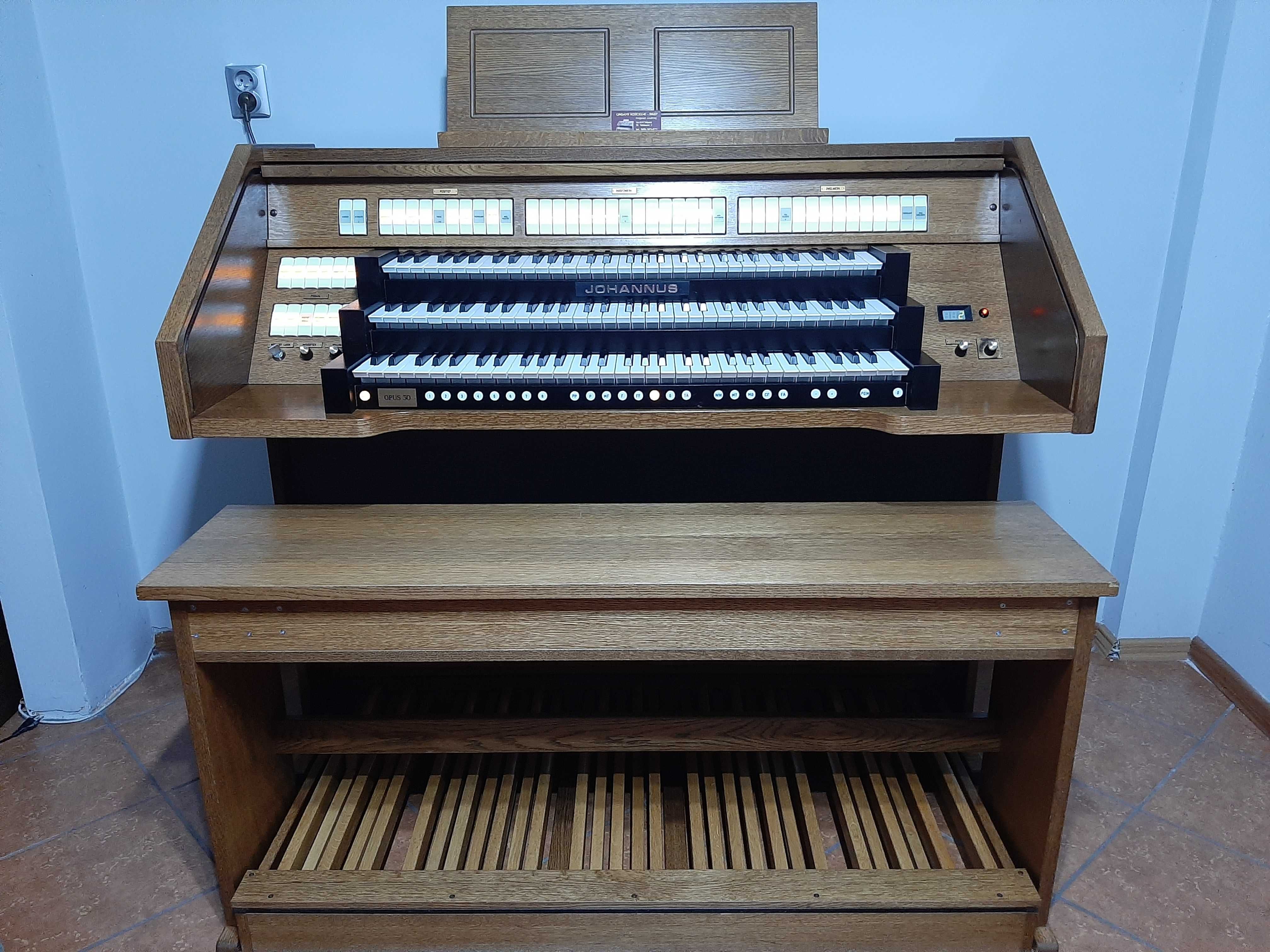 Cyfrowe organy koscielne Johannus Opus 30 deluxe 3