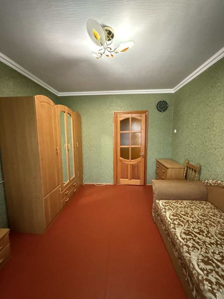 Продам 2 кім. Квартиру Вул.Чкалова.Днс низ