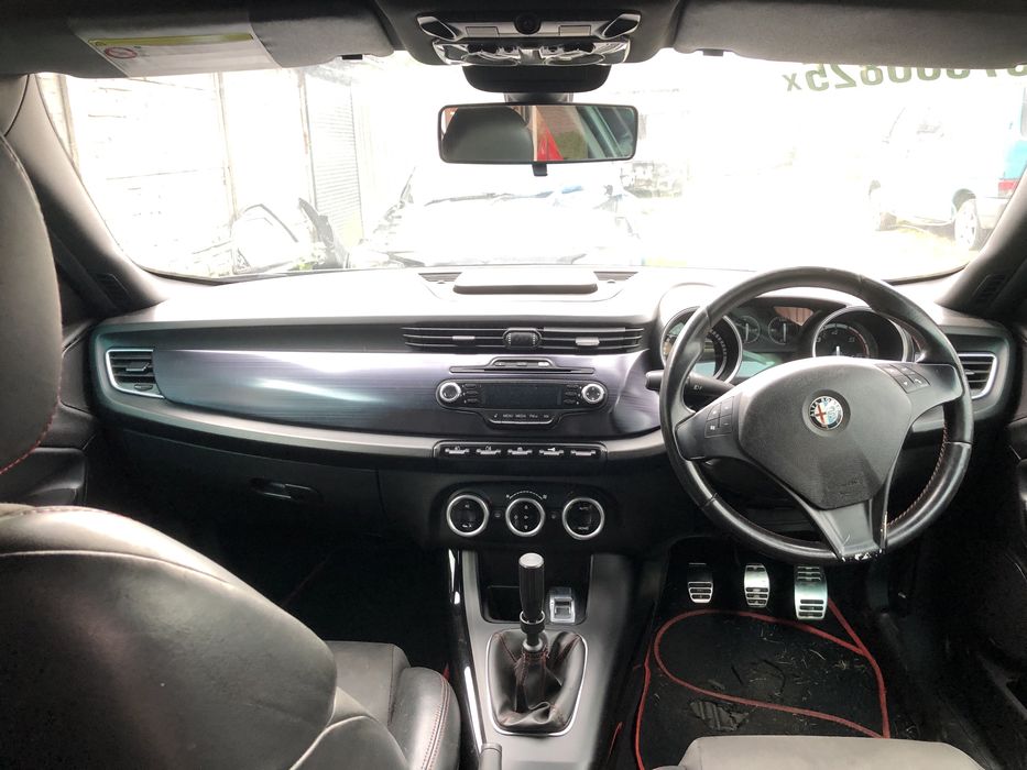 ALFA ROMEO Giulietta 2.0 JTD 170km Maska Drzwi Błotni Zderzak LAK. 805