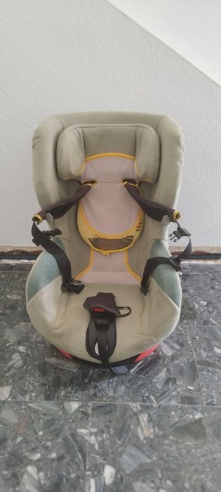 Cadeira de criança para o carro