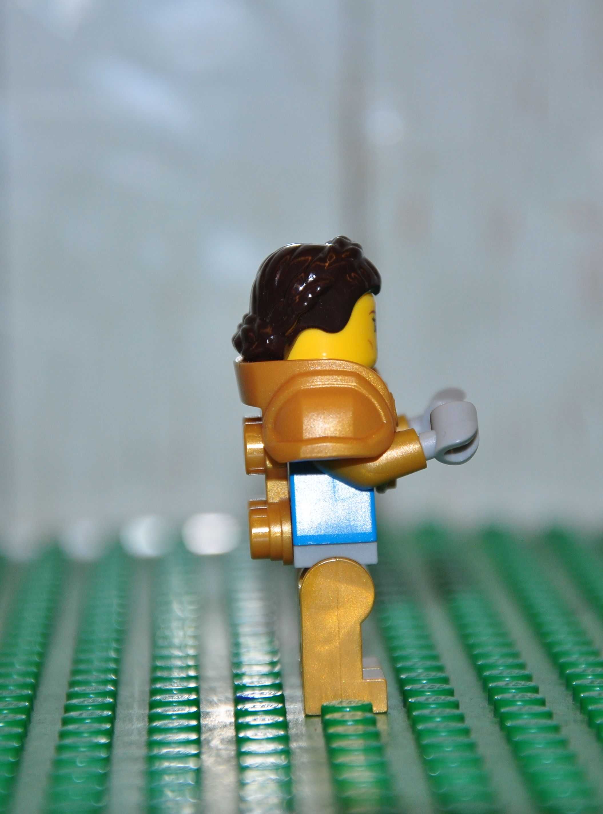 F1044. Figurka LEGO Nexo Knights - nex066 Queen Halbert
