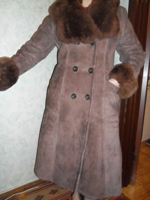 Продам дубленку женскую