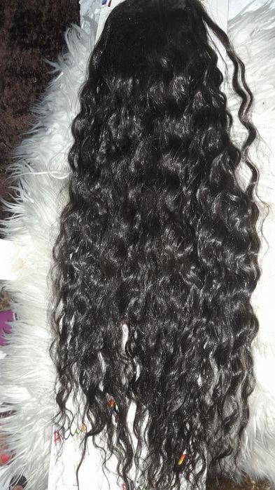 Rabo de cavalo bastante longo