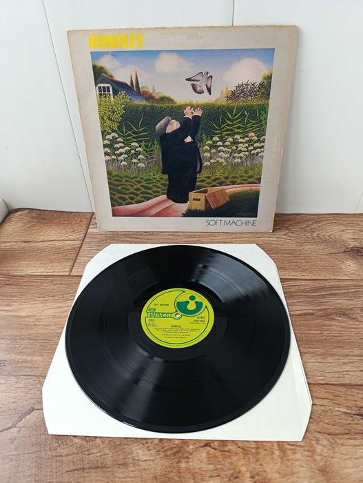 Soft Machine – Bundles 1975 UK Edition