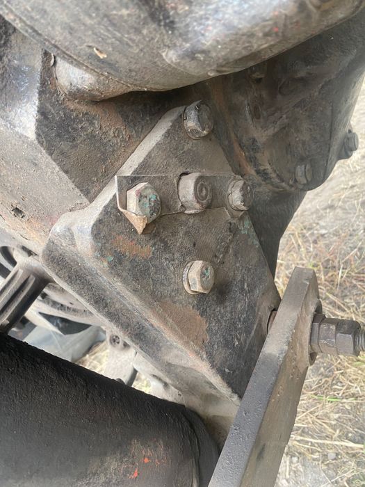 Трактор юмз.                 І