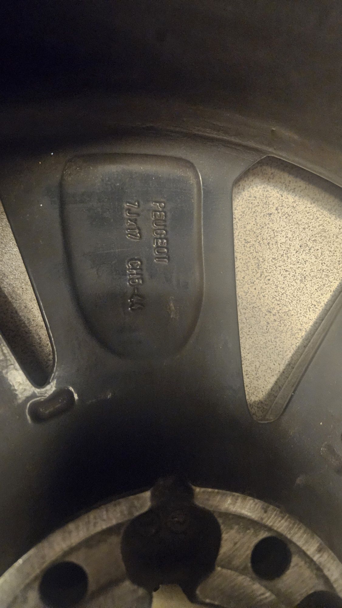 Felga  aluminiowa do Peugeota Riftera 17" OEM