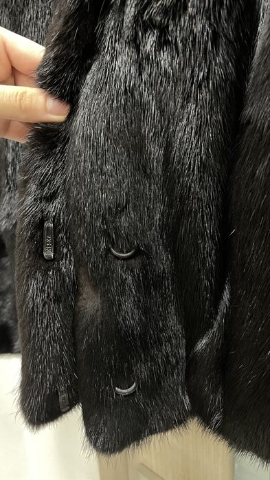 Жіноча шуба