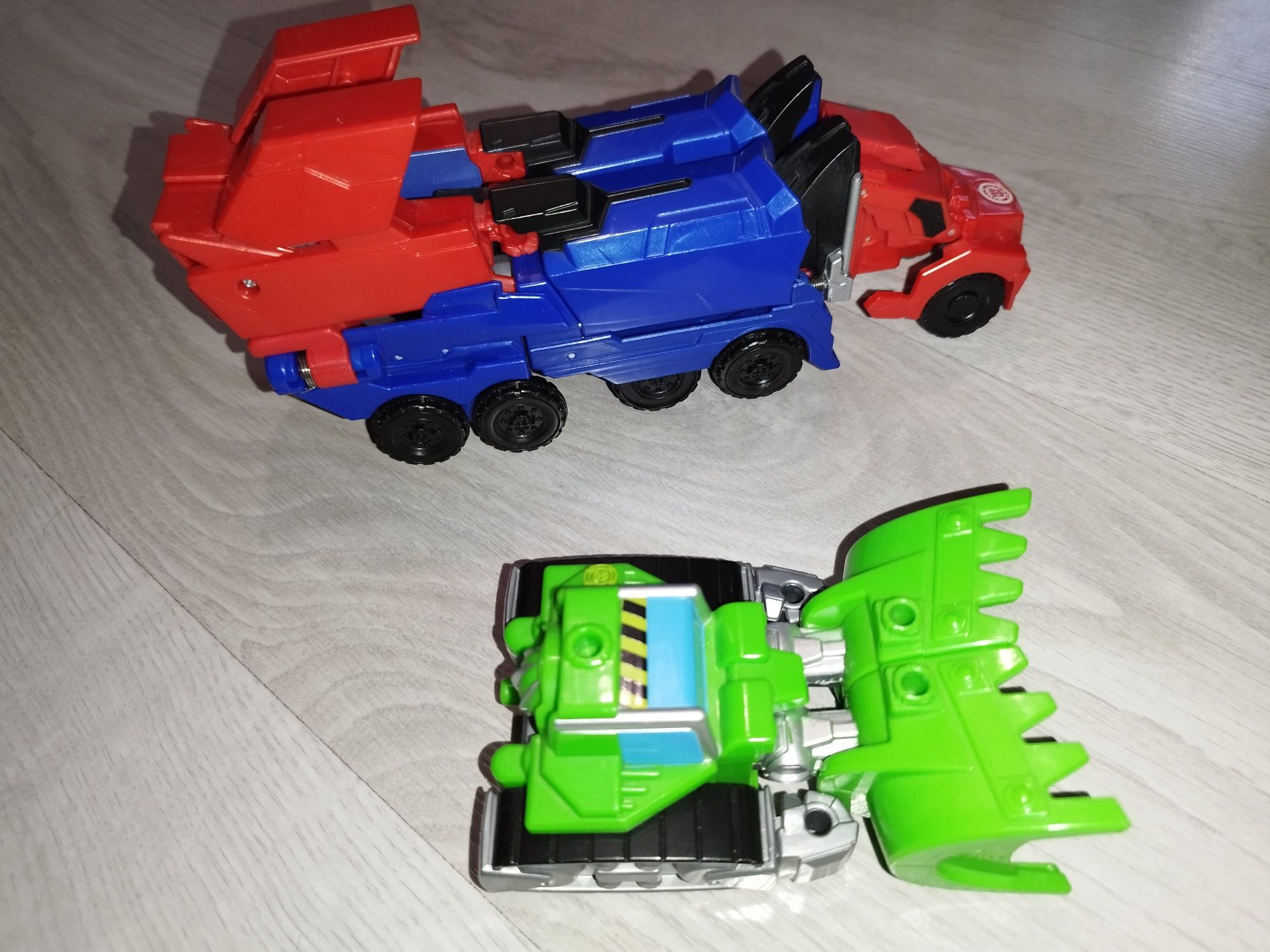 Transformers dwa autka