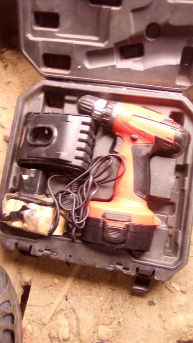 Продам шуруповерт Югра 18В