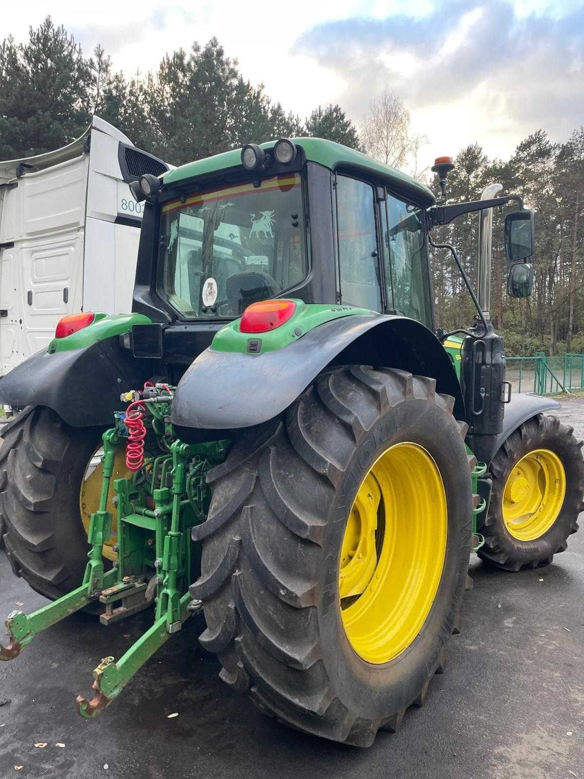 Трактор JOHN DEERE 6130M 2018 року.