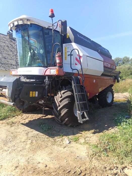 Kombajn Rostselmash Vector 425