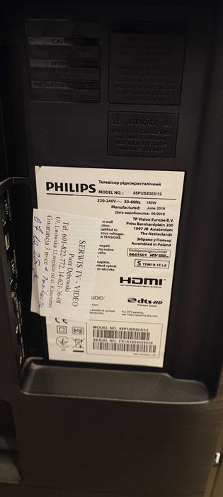 55-calowy telewizor 4K Philips 55PUS8303 z technologią Ambilight