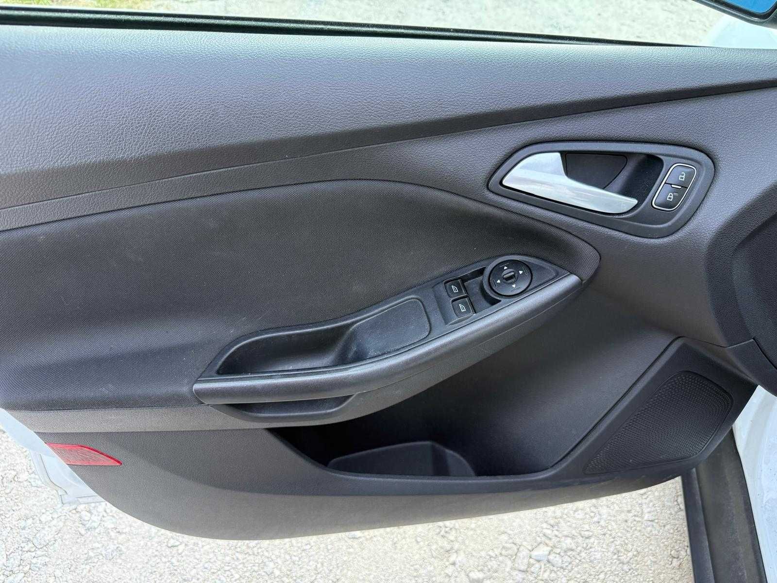 Ford Focus em ótimo estado.