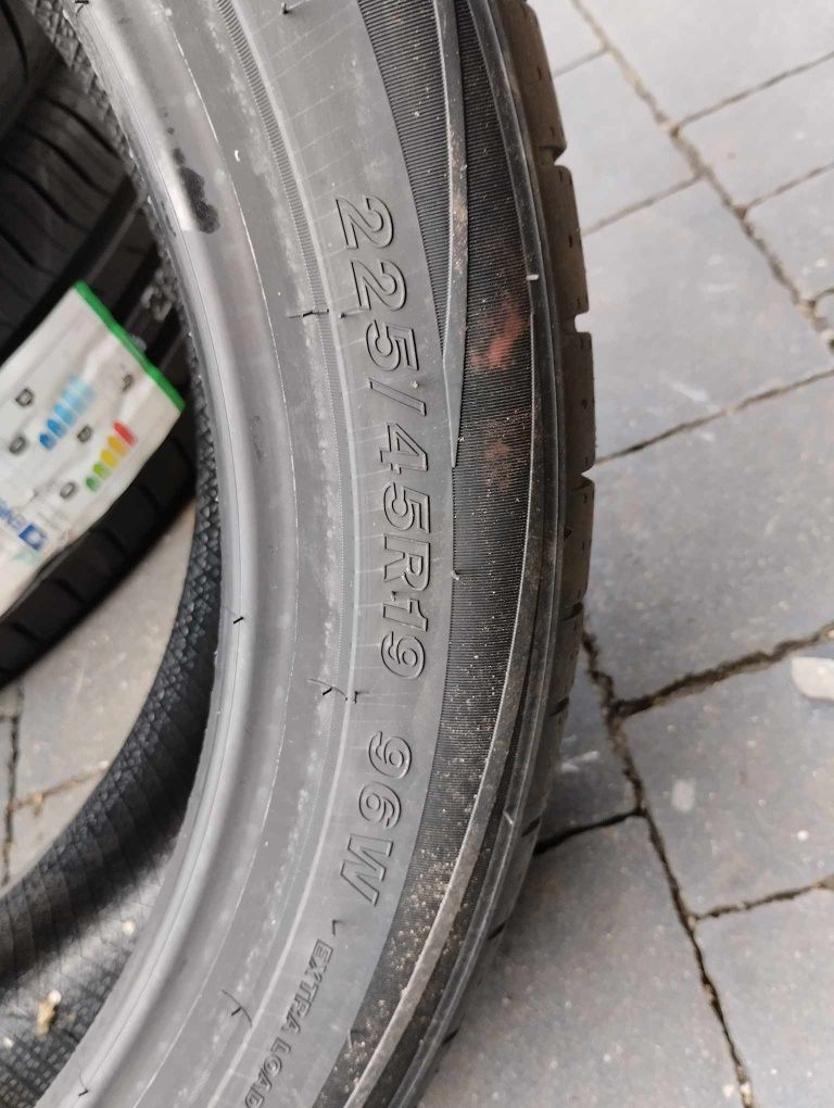 Nowe opony GOODRIDE 225/45R19