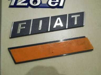 Fiat 126p emblemat na tylną klapę silnika nowy FIAT