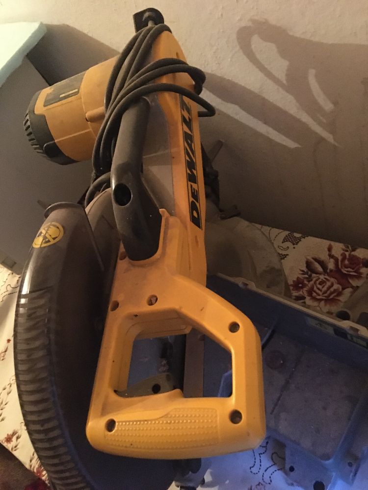 Електро Пила DeWALT оригінал
