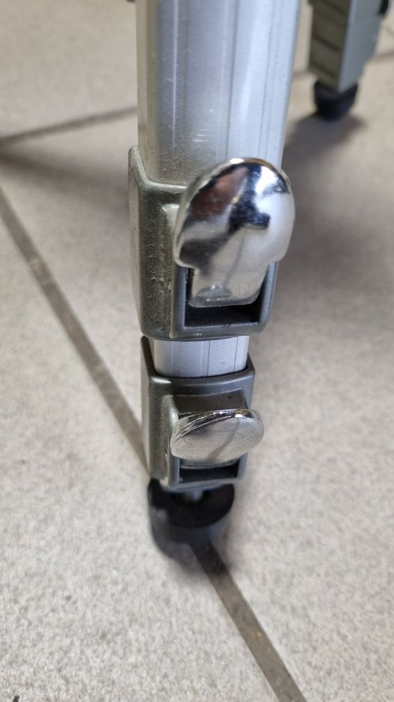 STANLEY Laser krzyżowy C-Line STHT77611 + Viper Laser