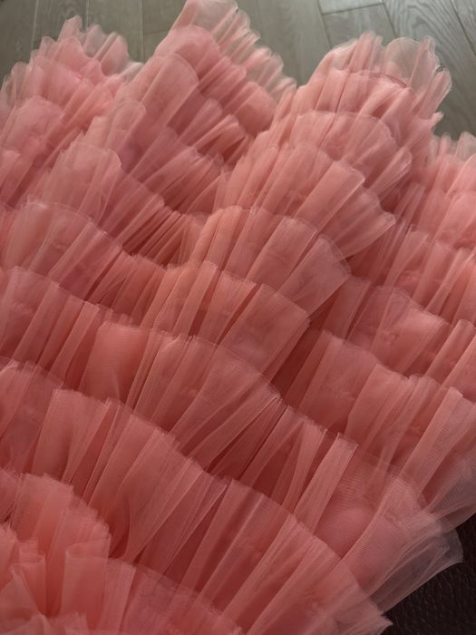 Сукня святкова на дівчинку 5-6років 116см