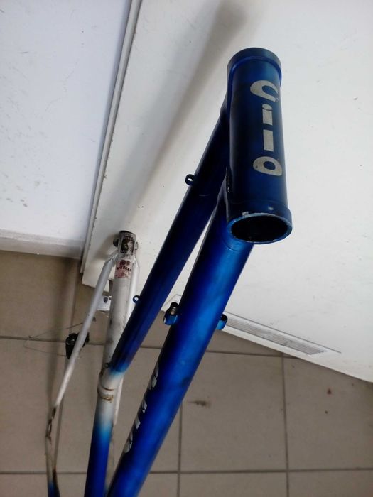 Cilo rama cr mo Vittus 999 plus widelec 1" pod koła 28 szosa+ osłona