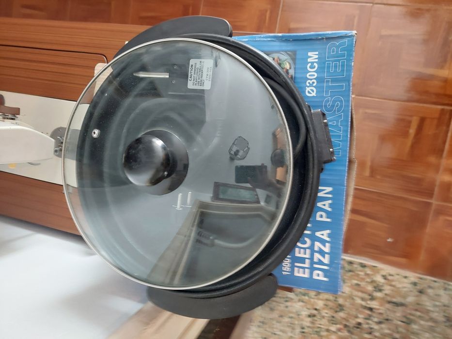 Panela elétrica nova