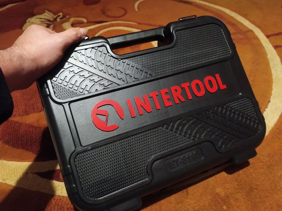 Набор инструментов 110 ед. SUPER INTERTOOL ET-8110 1/2", 1/4", Сr-V