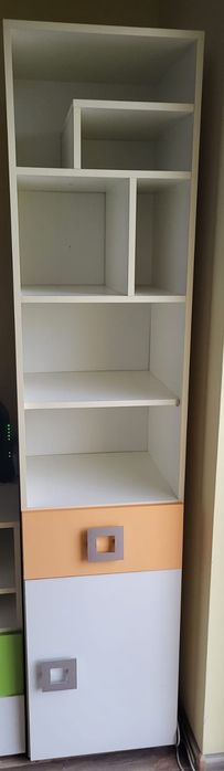 Regał młodzieżowy nowa cena 50 zl