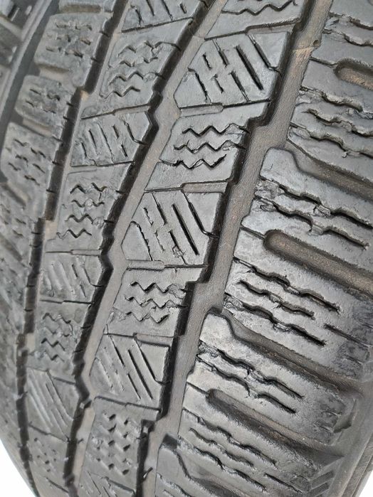 Opony Zimowe 215/60/17C Michelin 2szt 6mm 2017r