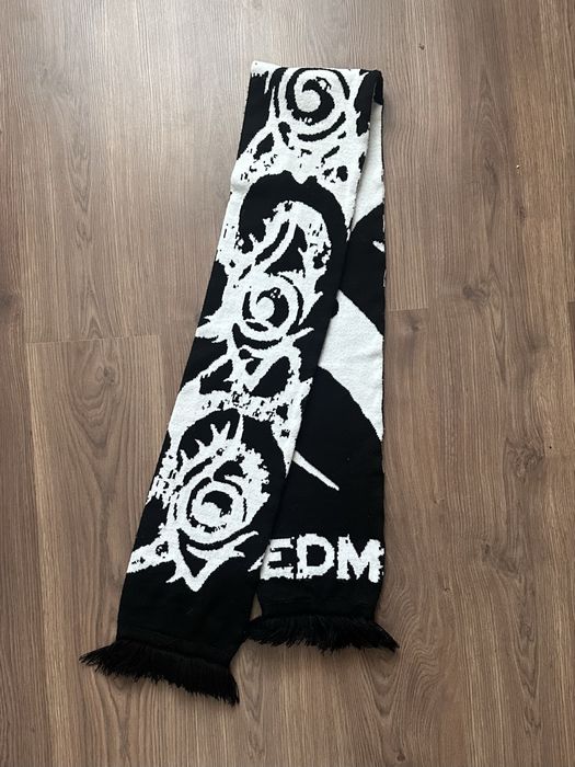 Черно белый шарф