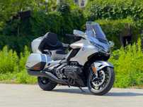 Honda Gold Wing GL1800 DCT- 2025 Wypożyczalnia Wyjątkowych Motocykli