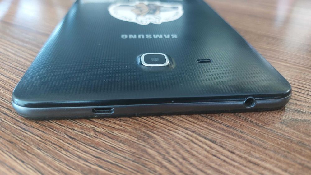 Планшет Samsung Galaxy Tab A 2016 SM T285