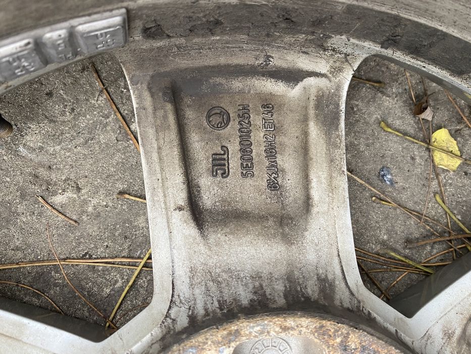 Диски skoda vag r16 5x112 et46 octavia a5 a7 ,golf