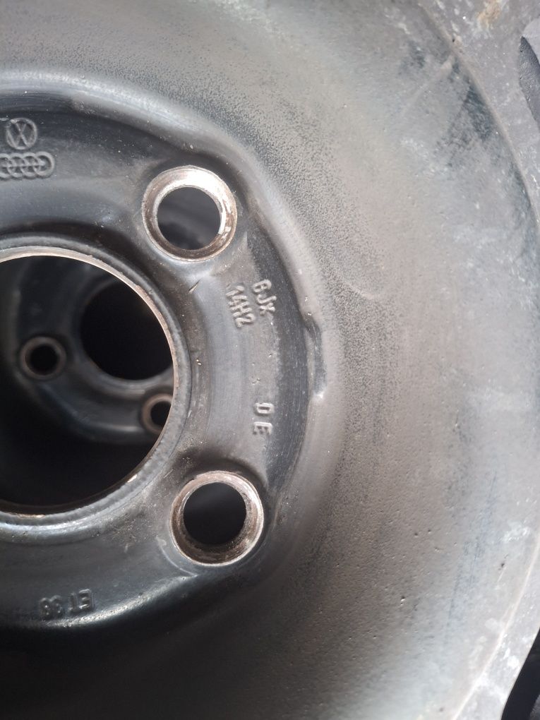 Opony zimowe 185/60 r14 z felgami