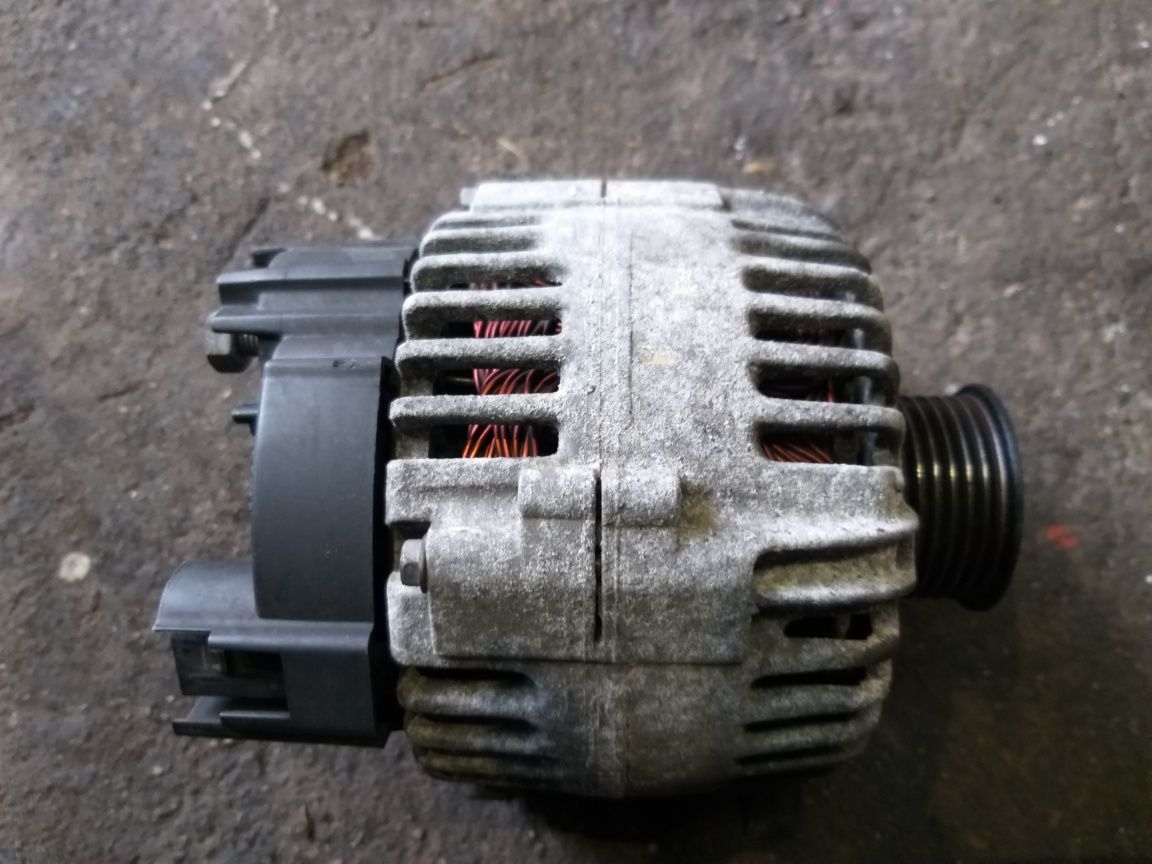 Alternator valeo  1.6 FSI  VW GOLF GOLF V MK5 PLUS