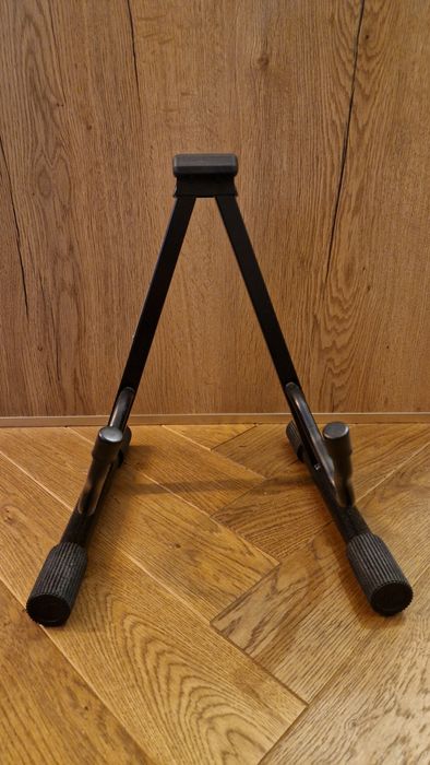 Stojak gitarowy stan bardzo dobry