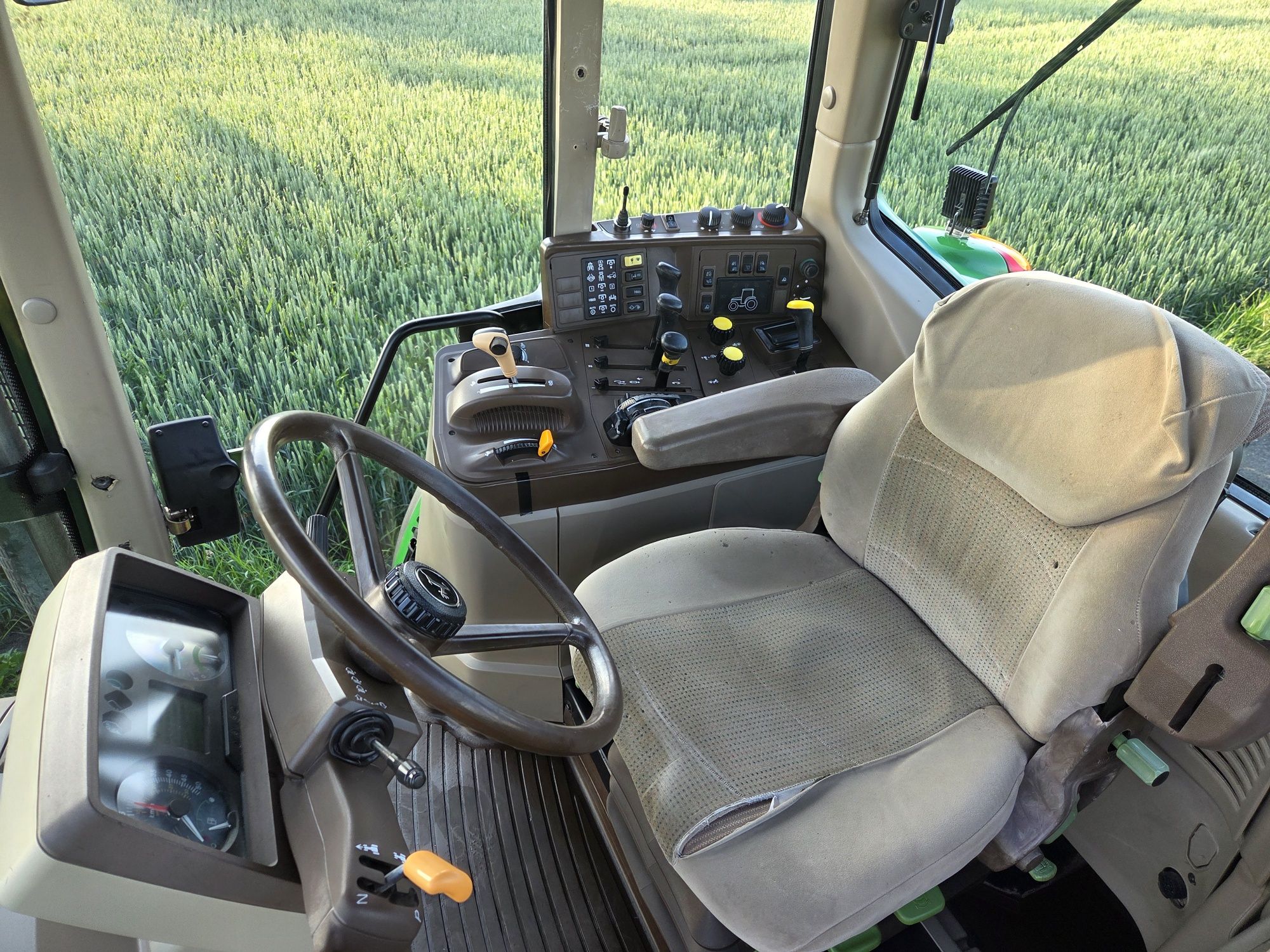 Ciągnik rolniczy john deere 6920 s