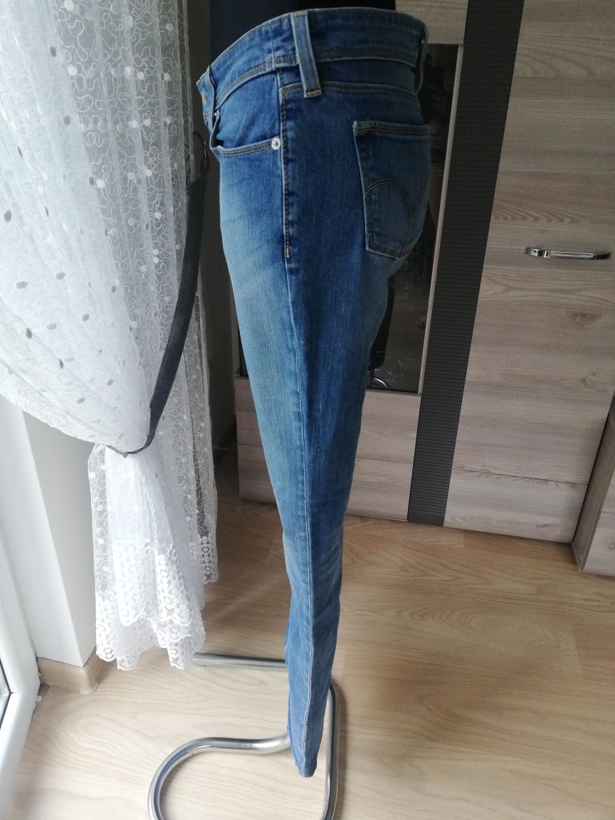 Spodnie jeans dzwony biodrówki Levi Strauss & Co. 572 boot cut W30 L34