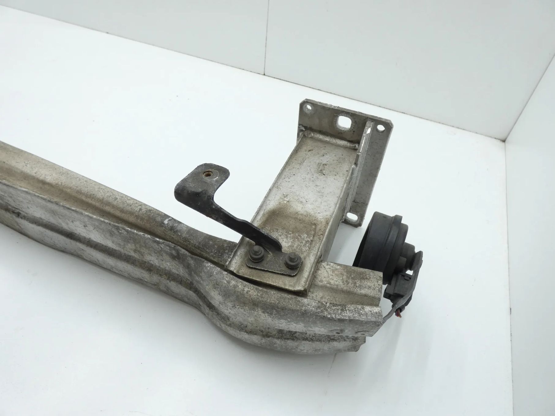 AUDI A4 B8 BELKA STREFA ZGNIOTU KOMPLET 8K0807113B 8K0807133C 8K0807134C GORLICE