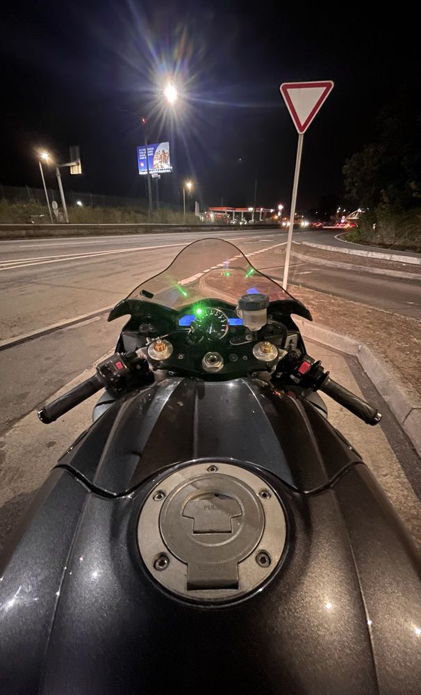 Yamaha R1 Rn12 2004
