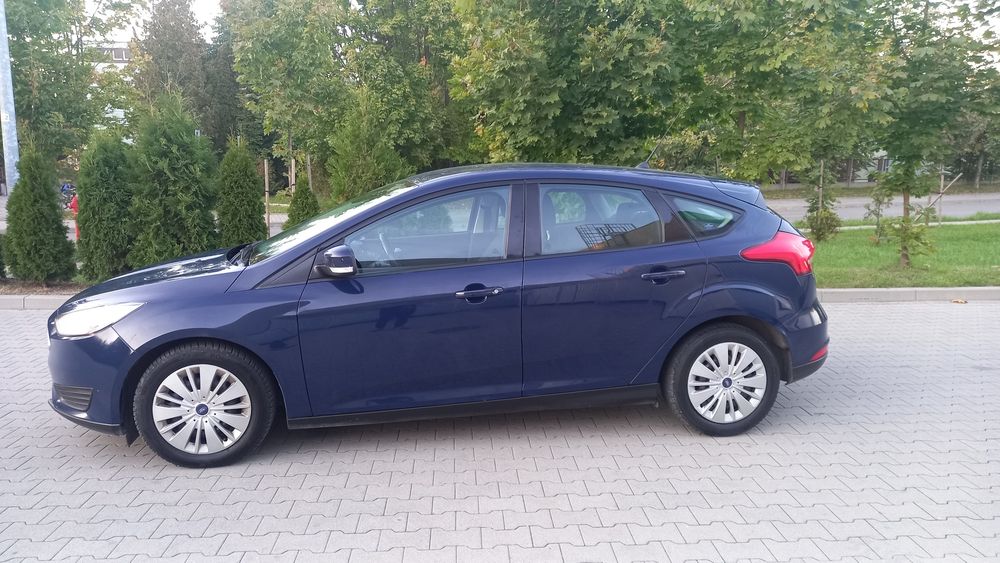 Focus  Rok 2017  Salon Polska FAK.  VAT  stan B.DOBRY   Zamiana