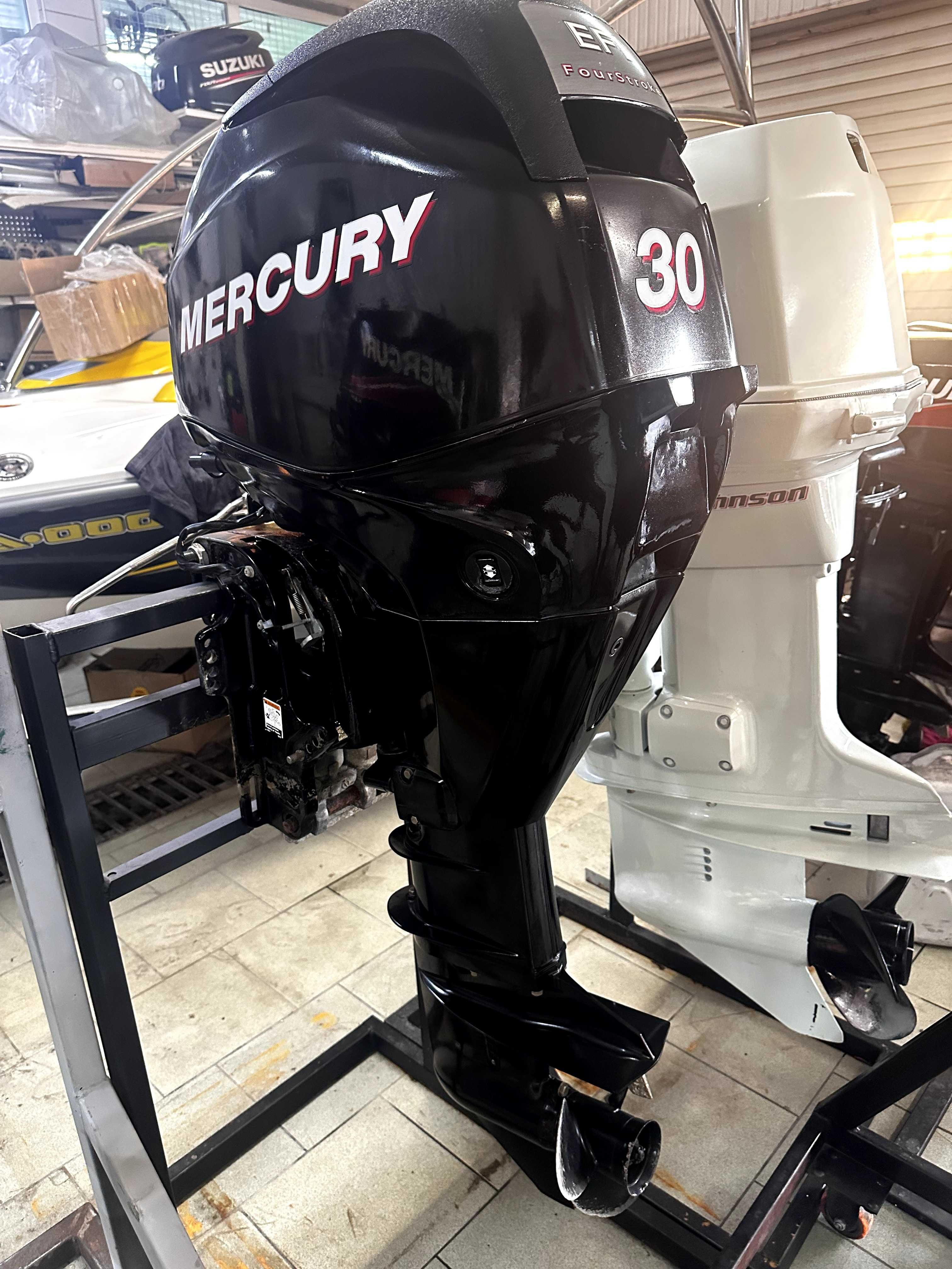 Лодочний мотор Mercury 30 EFI