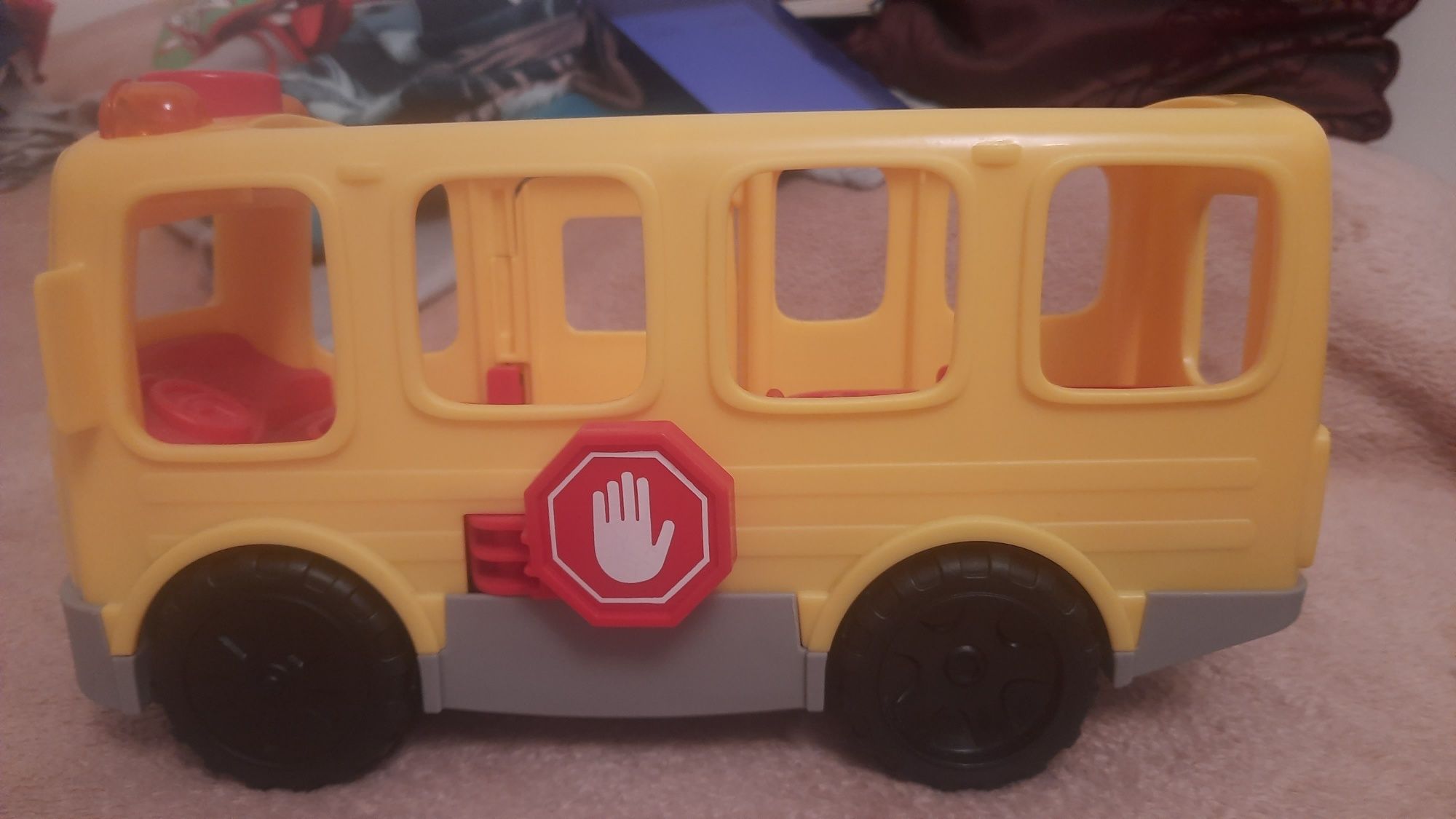 Autobus Małego Odkrywcy Little People, zabawka Fisher Price