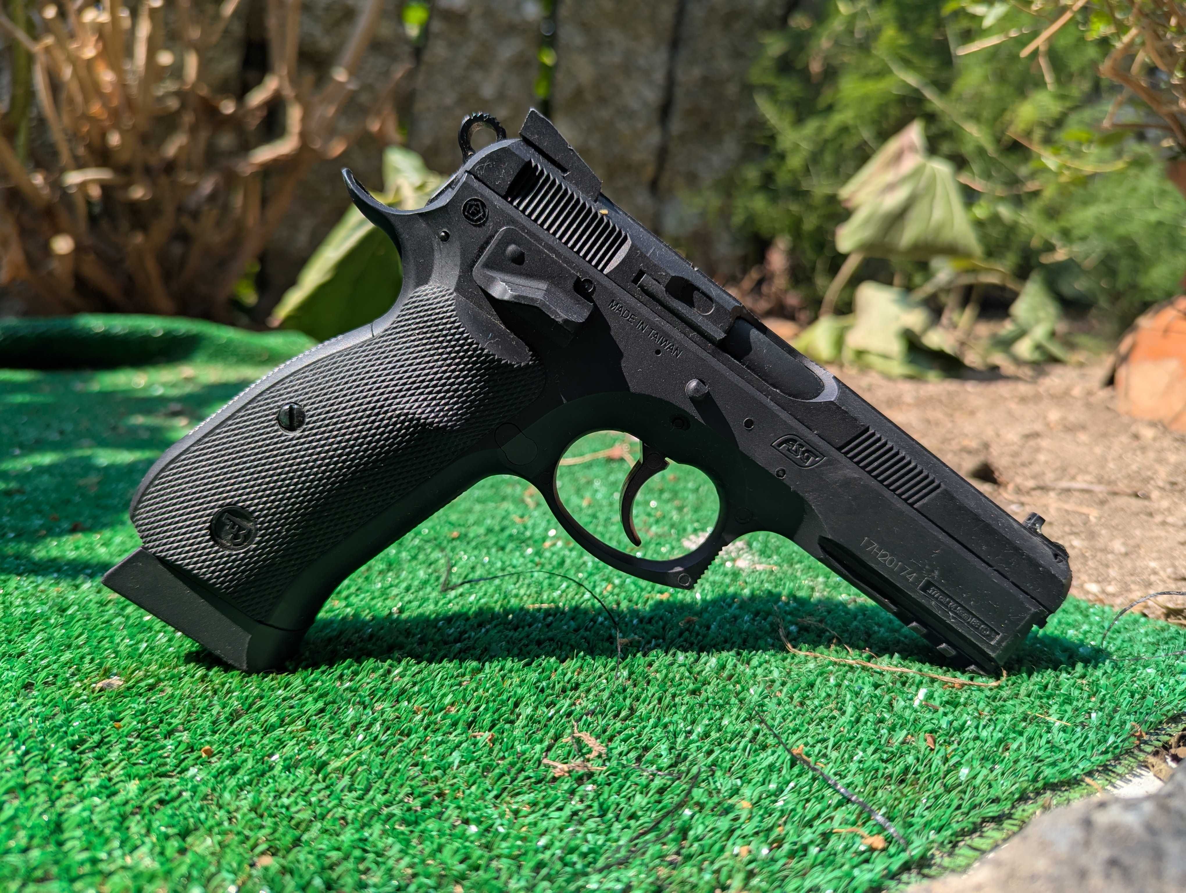 Pistola ASG CZ SP-01  CO2