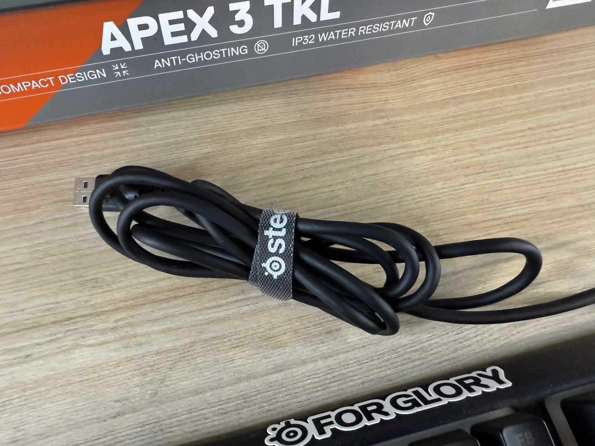 Klawiatura przewodowa membranowa gamingowa SteelSeries Apex 3 TKL