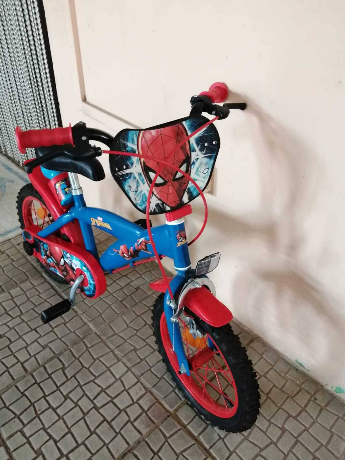 Bicicleta Homem-Aranha