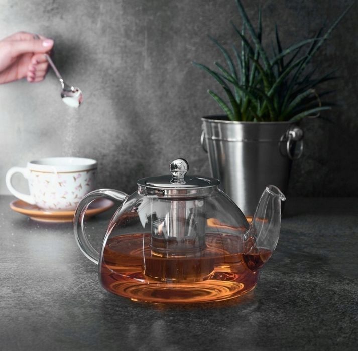 Nowy dzbanek do herbaty z podgrzewaczem