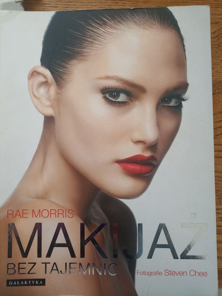 Makijaż bez tajemnic. Radę Morris