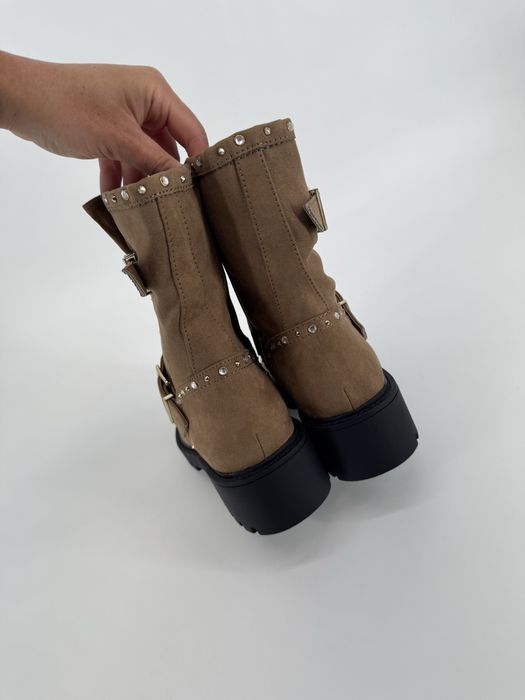 Botki kozaki na jesień zimę brązowe bezowe ze złota klamra 37 nowe